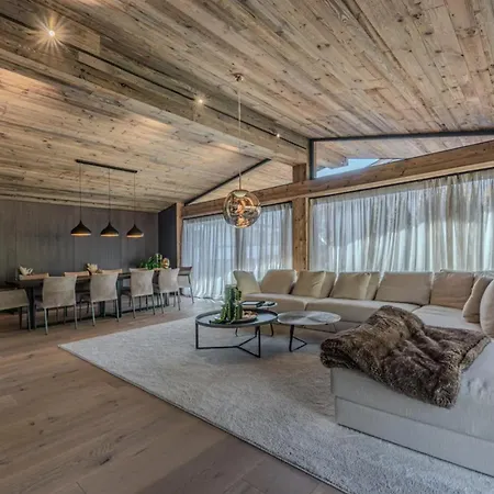 Chalet Magnifique A Dex Pas Des Pistes Courchevel
